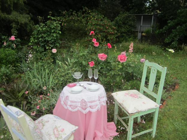 Champagne Tea in the garden!